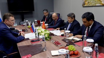 Акылбек Жапаров и Александр Новак  обсудили комплекс актуальных вопросов
