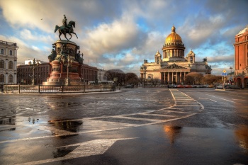 Кыргызстанку в Санкт-Петербурге изнасиловал пьяный земляк и оштрафовала ФМС