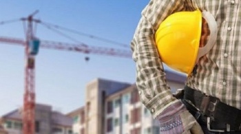 В КР лицензию на строительство имеют 685 компаний