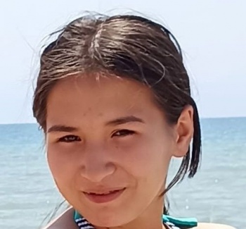 В Бишкеке ищут 12-летнюю Арууке Омурову