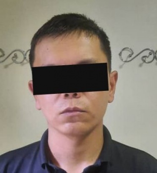 Завладел фотоаппаратом и скрылся. Бишкекчан просят опознать подозреваемого