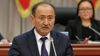 "Бейшеналиев начал вскрывать болевые точки, но наворотил и немало"