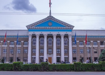 Мэрия Бишкека напоминает об ответственности за самовольный захват земель