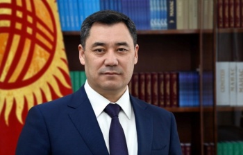 Президент поздравил кыргызстанцев с Днем комуза
