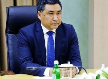 Данияр Амангельдиев поздравил кыргызстанцев с Днем государственного языка