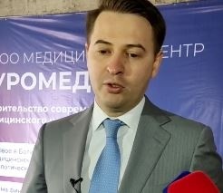 Новиков: Новый медцентр - это социальный проект для жителей Кызыл-Кии