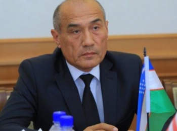 Узбекский ученый получил премию Чингиза Айтматова