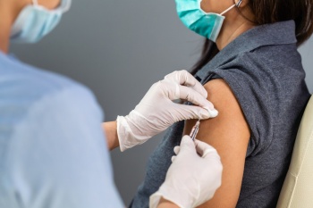 В ближайшие дни в Бишкеке начнется вакцинация против гриппа