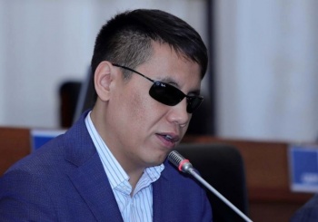 Дастан Бекешев: Мы, депутаты, не поняли, как сами себе подложили свинью