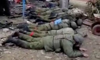 Запад "простил" Украине казнь российских военнопленных