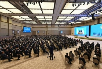 Мирзиеев: Для Ташкента будет приобретено 1000 современных автобусов