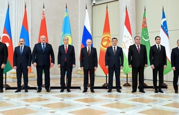 Президент КР принял участие в неформальной встрече лидеров СНГ в России