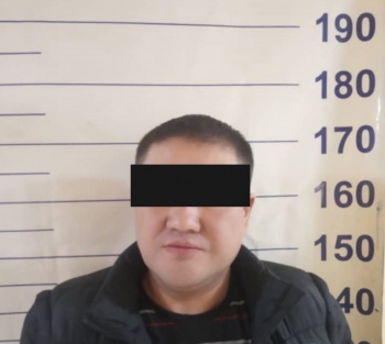 В Бишкеке задержали водителя, совершившего автонаезд на гражданина РФ