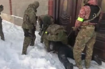 Терроризировал местных предпринимателей. В Джалал-Абаде задержан член ОПГ