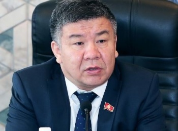 Алмамбета Шыкмаматова планируют назначить главой СЭЗ "Бишкек"