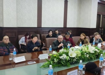 "Заигрывать с языковыми вопросами в многонациональной стране опасно"