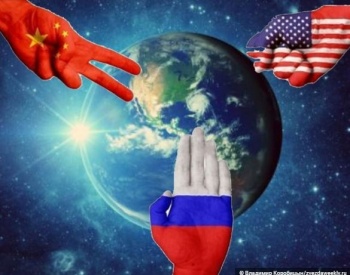 Битва на окраинах империй: Кыргызстан ждет политическая перезагрузка