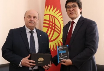 Эдиль Байсалов: Наш народ сохранил любовь к великой русской литературе