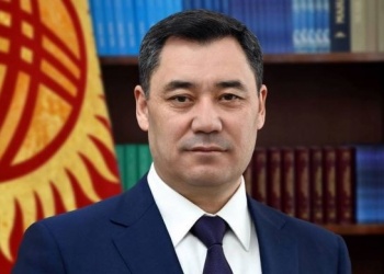 Президент поздравил кыргызстанцев с праздником Орозо айт