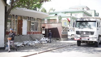 В Бишкеке около железнодорожного вокзала появится сквер