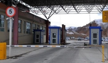 ГКНБ пресечен незаконный сбор денег на КПП "Иркештам-Автодорожный" (видео)