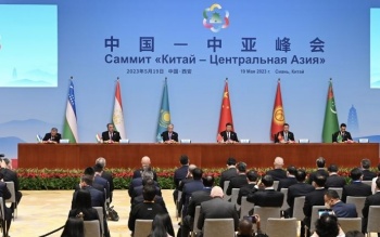 Лидеры стран Центральной Азии и Китая приняли Сианьскую декларацию