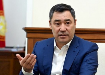 Президент Кыргызстана обеспечил себе работу на 10 лет
