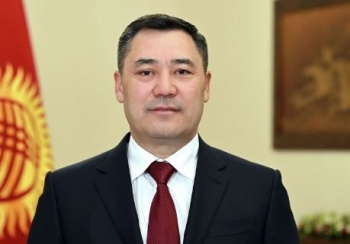 Садыр Жапаров поздравил кыргызстанцев с 30-летним юбилеем кыргызского сома