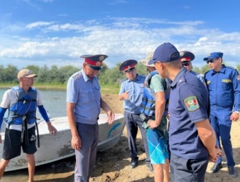 Милиция проводит разъяснительные мероприятия с водителями водных скутеров