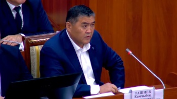 Камчыбек Ташиев: Трех сотрудников снял с должности за дискредитацию ГКНБ