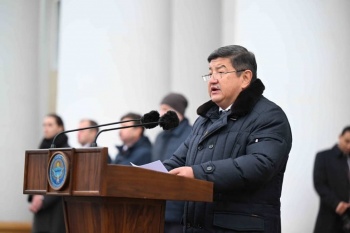 Глава кабмина: Чтобы страна поднялась, президент вкладывает все силы и душу