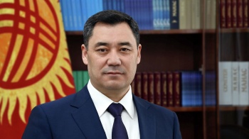 Садыр Жапаров поздравил кыргызстанцев с праздником Курман айт