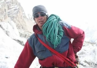 В Кыргызстане на Пике Ленина погиб российский альпинист