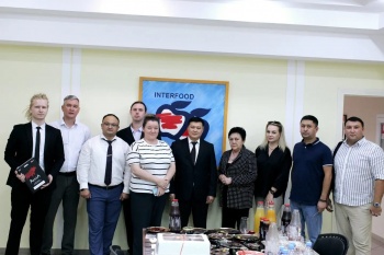 Переговоры с "Interfood": кыргызские бренды выходят на рынок Казахстана