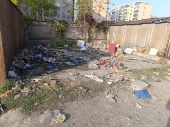 В Бишкеке демонтируются гаражи