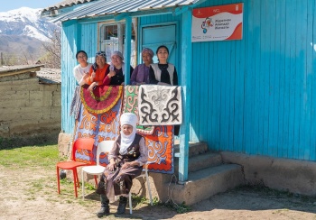 В Нарынской области запускаются три новые женские креативные лаборатории
