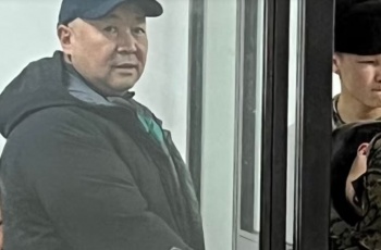 Канатбека Исаева отпустили под подписку о невыезде