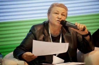 "В Кыргызстане никто не оценивает труд пожилых людей в воспитании внуков"