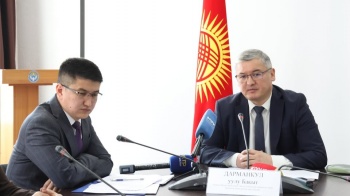 Замминистра труда: 600 тыс. кыргызстанцев находятся за рубежом