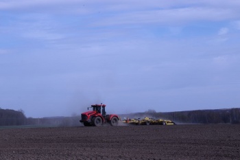 Против вредителей и сорных растений важно применять "умную" химию