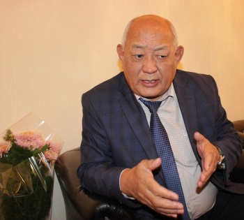 Абдуллаат Кадыров: Заболеваемость туберкулезом в КР снизилась в три раза