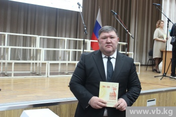 73 имени - 73 подвига: Кыргызстан увековечил героев ВОВ на марках