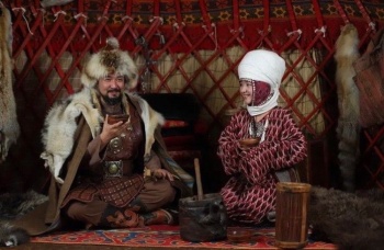 На фото чета Бердибаевых 